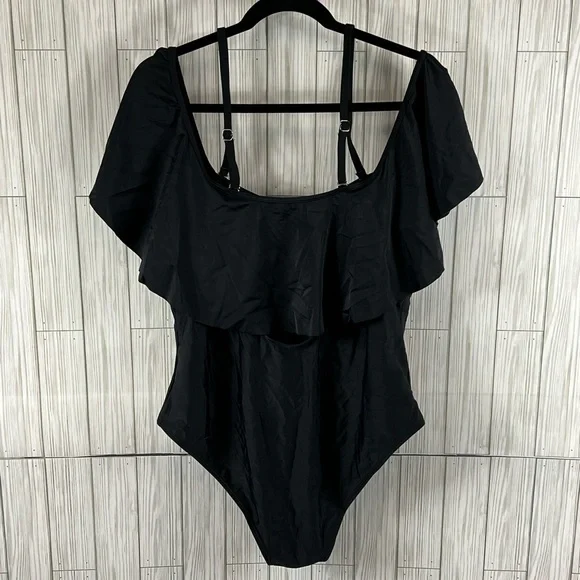 Aqua Eve Black Swimsuit - Picture 3 of 9